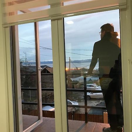 Vista Al Faro Ushuaia Apartment Bagian luar foto
